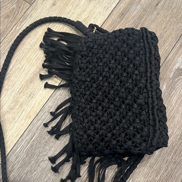 Black Woven Fringe Shoulder Bag - Picture 8 of 10